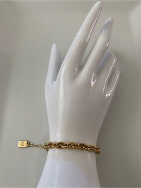 Miranda Frye Gold Chain Link Bracelet with Square Tag